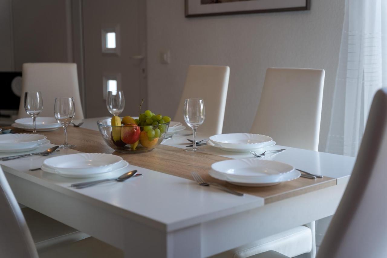 Apartments Oliva Poreč Buitenkant foto